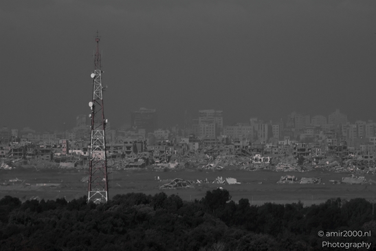 Looking toward Gaza after October 7, a landscape marked by conflict, memory, and the fragile hope for something better. Photographed by Amir Darzi. Photography by amir2000.nl, a Dutch photographer.
