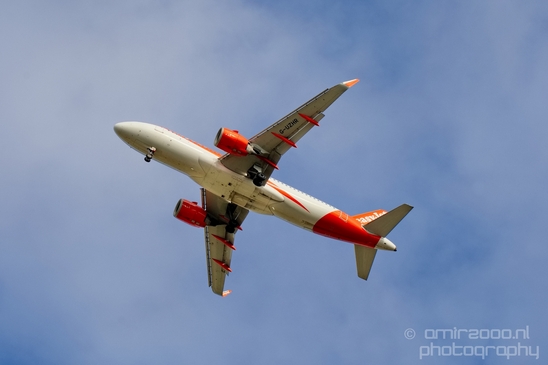 Airbus_A320_NEO_G-UZHR_EasyJet_Schiphol_aviation_photography_01.JPG