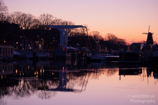 Amsterdam_canals_reflection_winter_2021_city_street_photography_urban_01.JPG