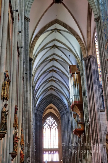 Cologne_Cathedral_Hohe_Domkirche_Sankt_Petrus_Cologne_Germany_10.JPG