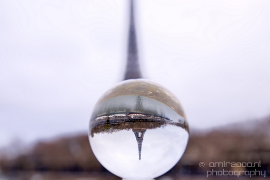 Glass_ball_photography_project_Paris_France_06.JPG