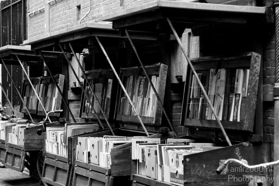 Old_books_stand_Amsterdam_001.JPG