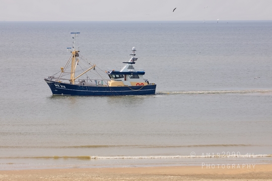 WR212_REIN_WILLEM_Fishing_boat_vessel_Noordzee_Nederland_03.JPG