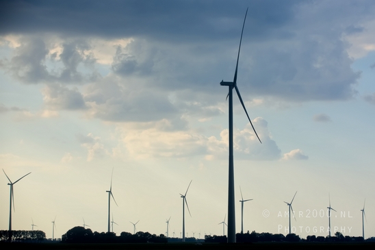 Wind_turbine_dutch_renewable_energy_the_Netherlands_06.JPG