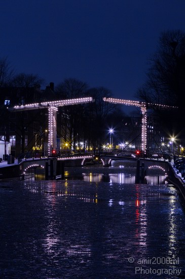 Amsterdam_at_night_058.JPG