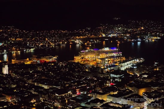 Bergen_at_Night_the_capital_of_Fjord_Norway_City_urban_street_architecture_photography_01.JPG